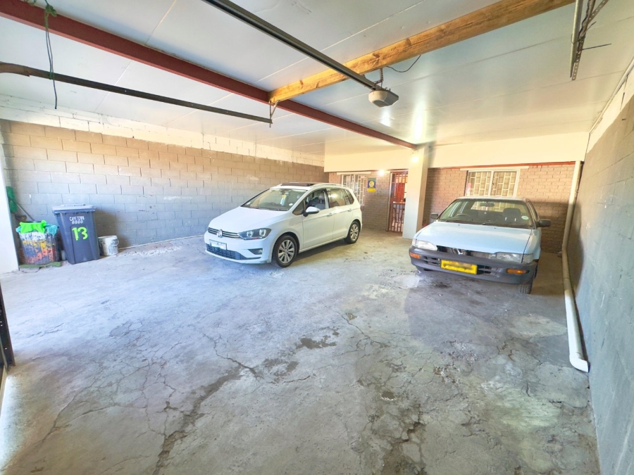 2 Bedroom Property for Sale in Steenberg Western Cape